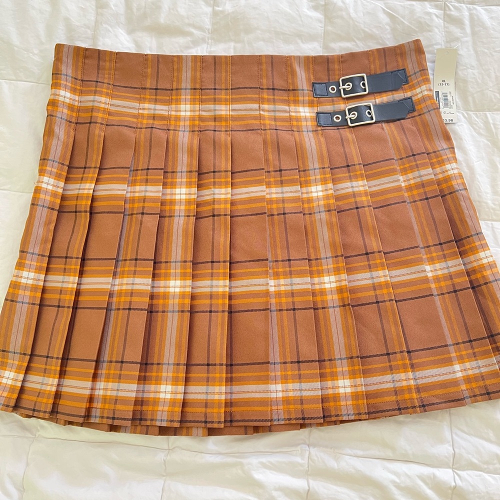 Plaid skirt